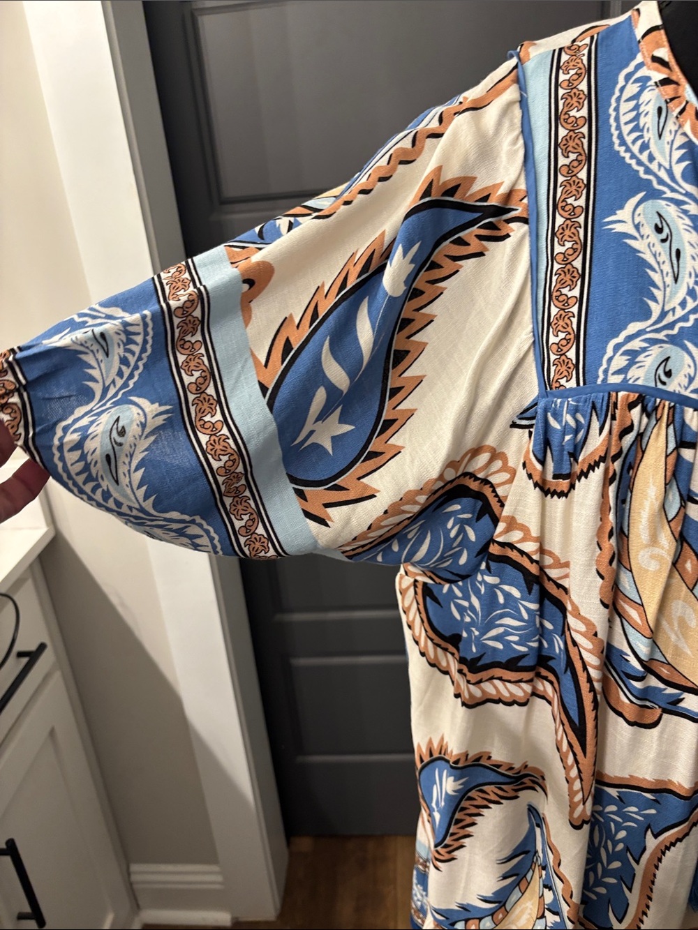 Umgee Cream, Blue & Tan Midi Dress - Picture 5 of 9